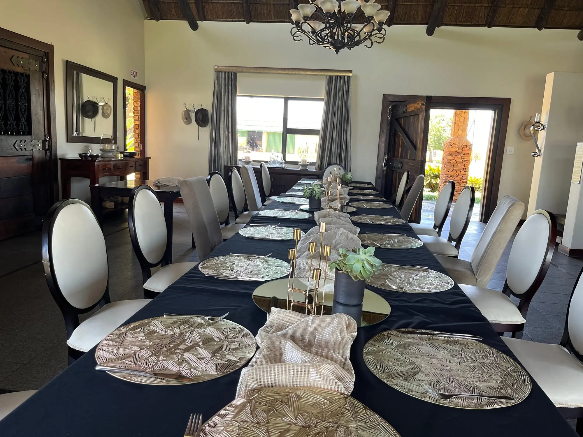 Main House Dining Room — photo 2